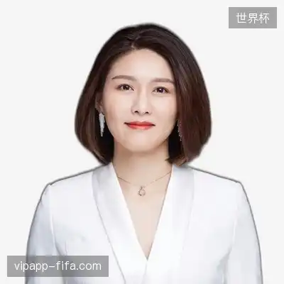 薛梓诗